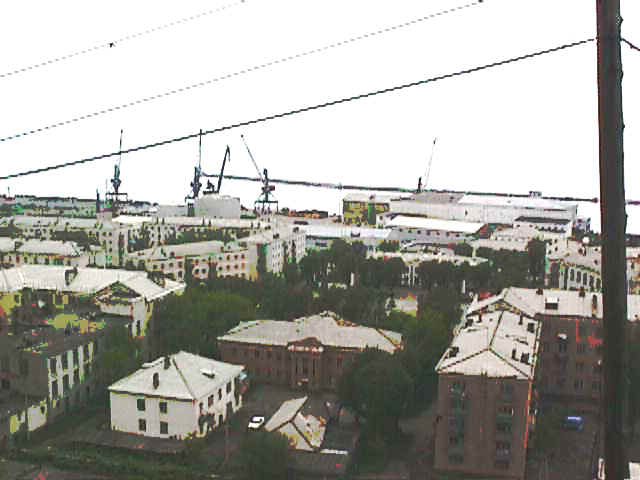 Центральная площадь Невельска утопает в зелени
