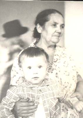 Roma and grandmather, Ромка и наша бабушка